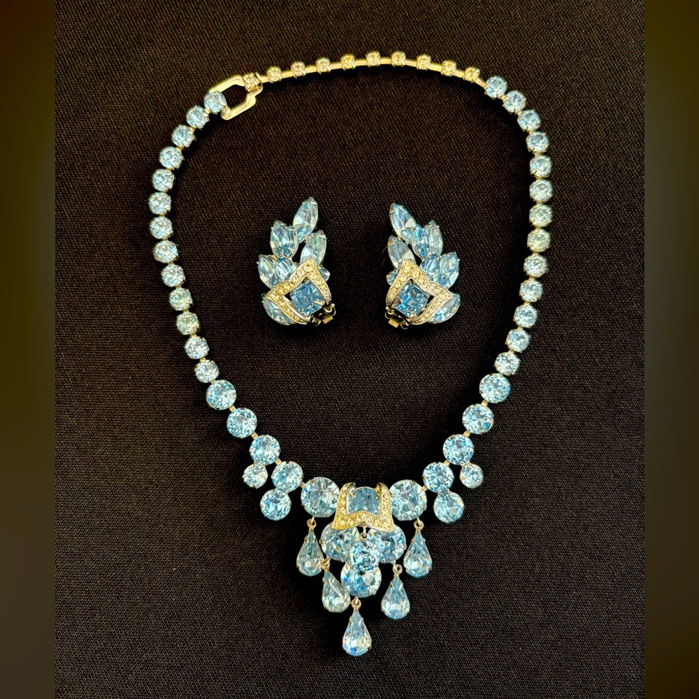 Vintage Eisenberg Sky Blue Rhinestone Necklace and Clip On Earrings